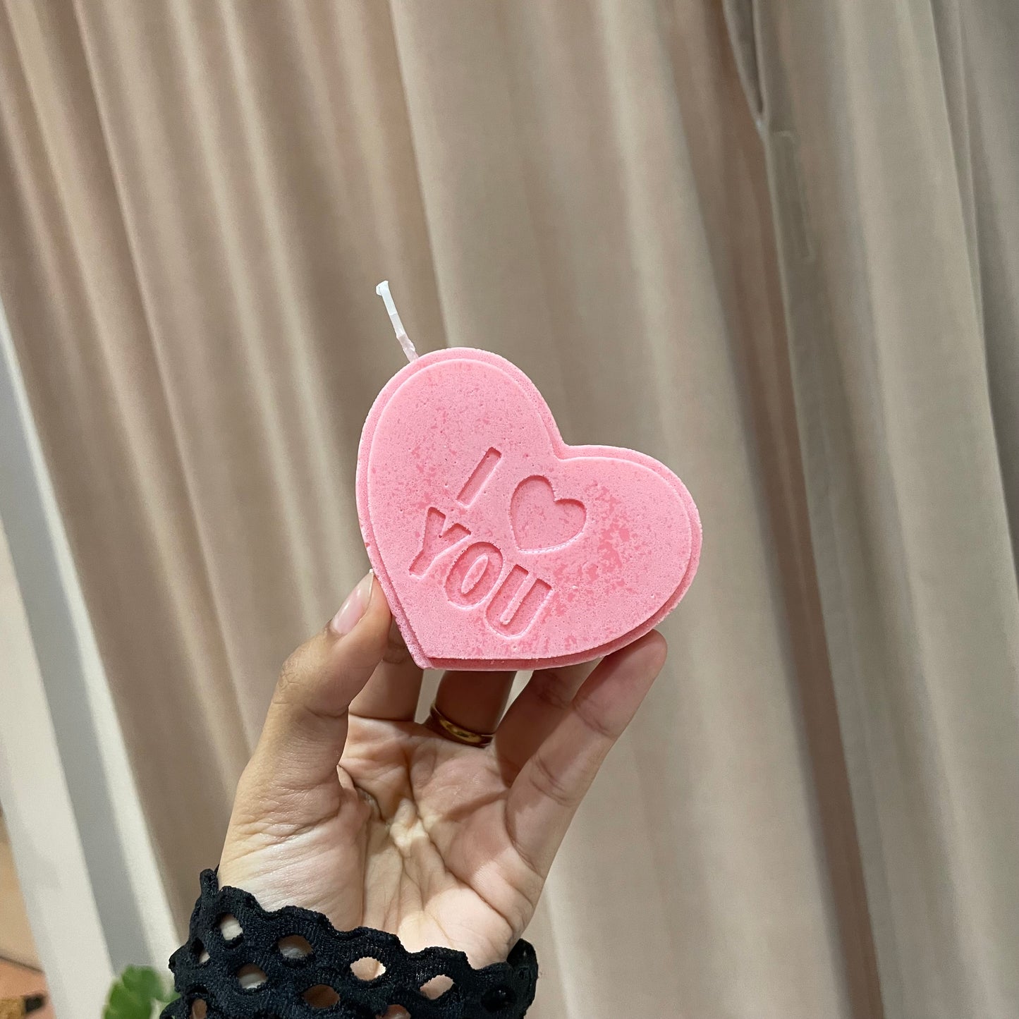 VELA VALENTINES CANDY