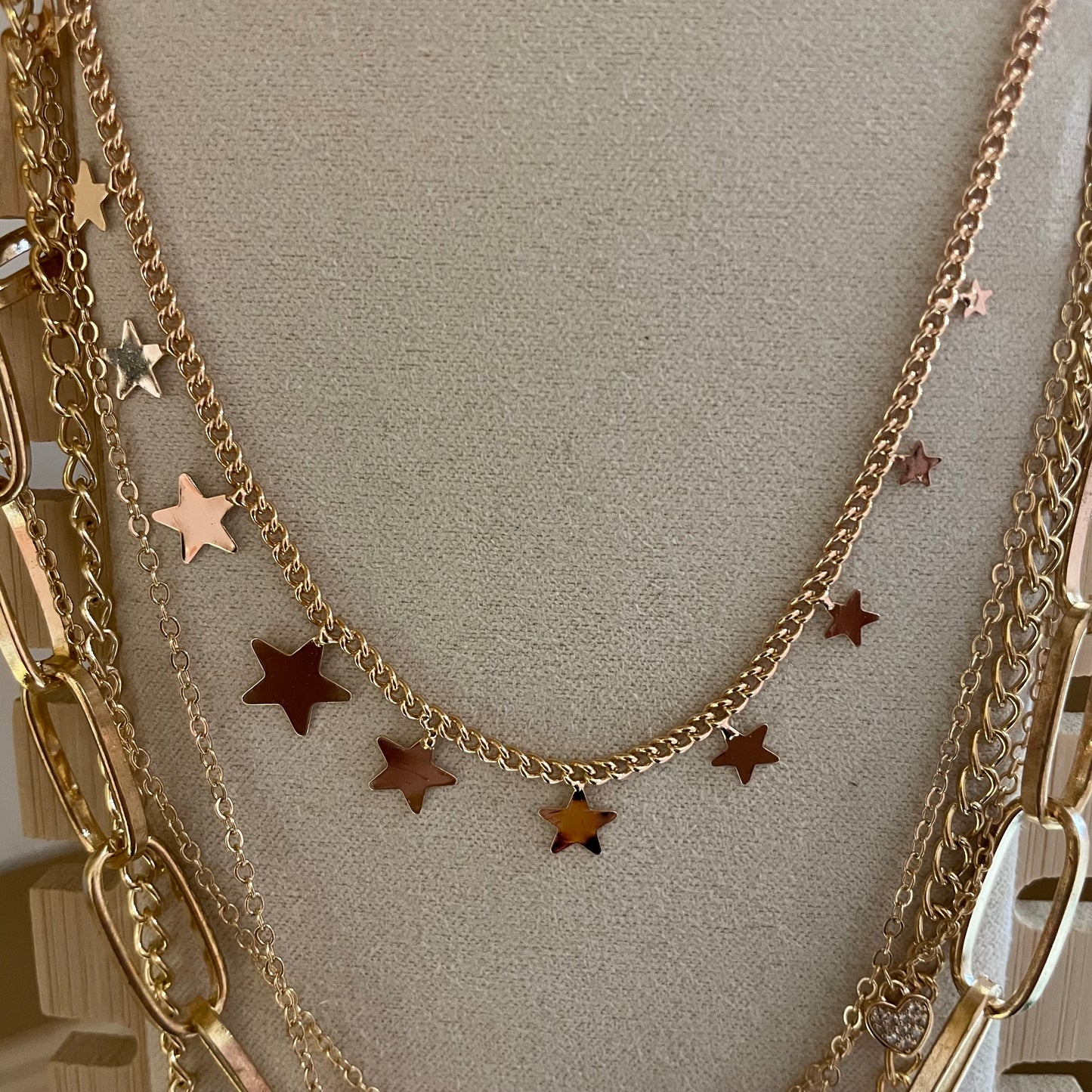 COLLAR ESTRELLAS