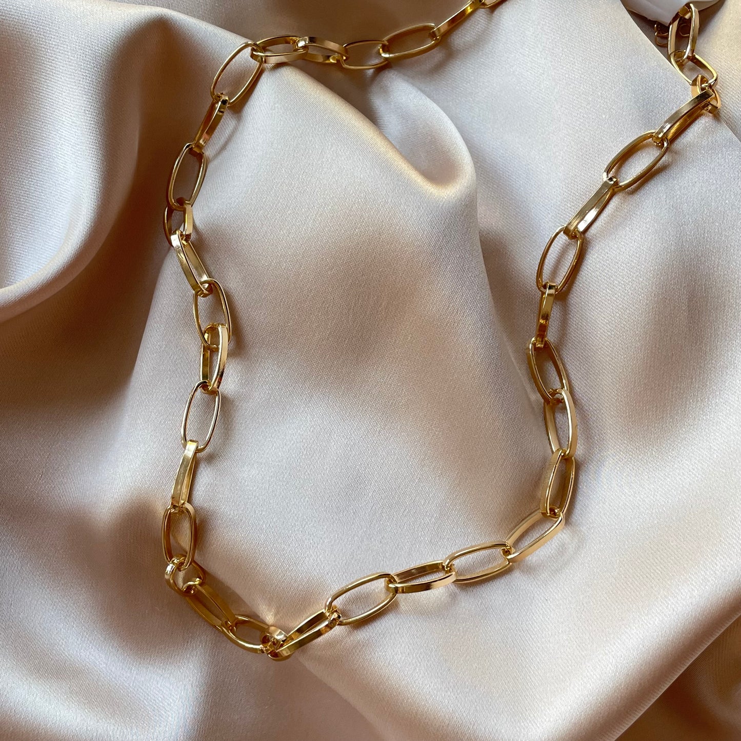 COLLAR ESLABONES DORADOS