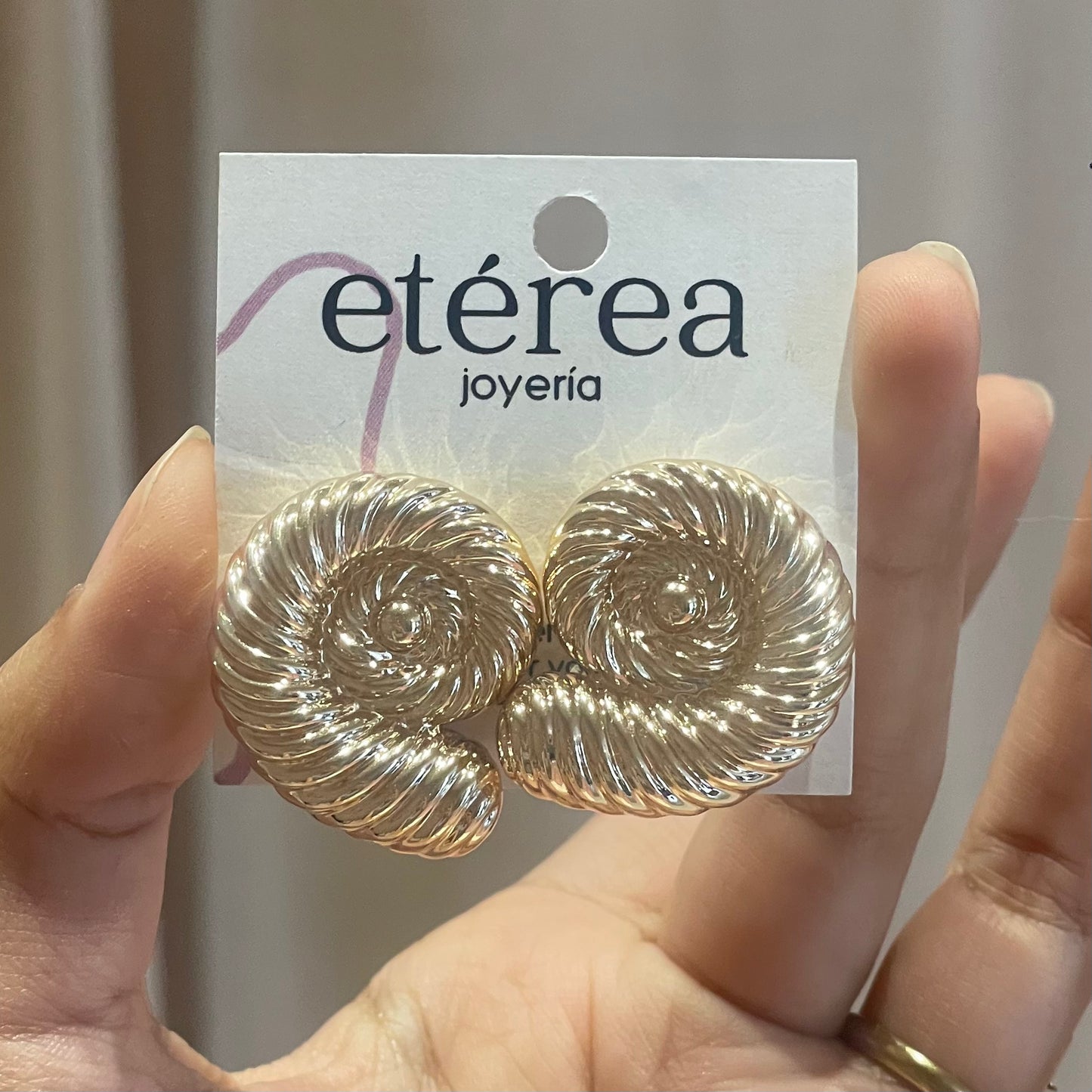 ARETES CARACOL