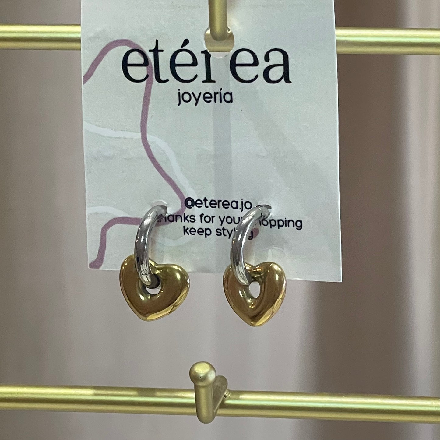 ARETES ARO CON CORAZON