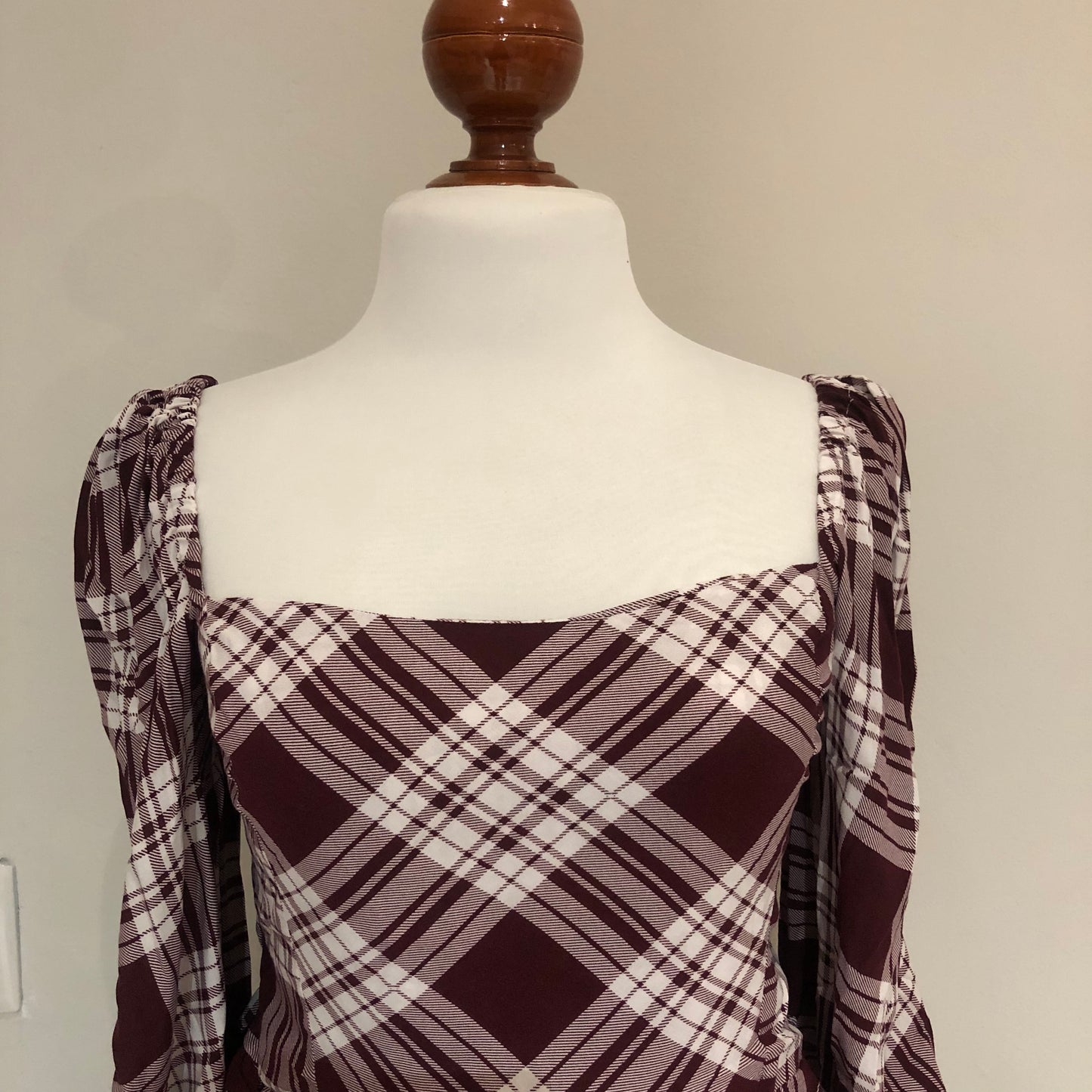 SHORT WINE PEASANT DRESS LONG SLEEVE