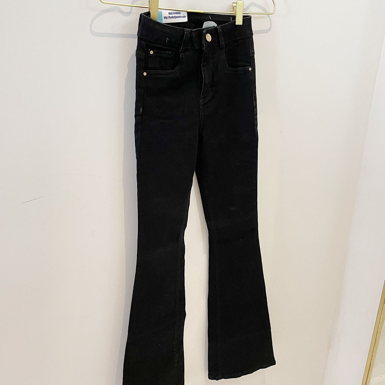 FLARED JEANS WITHOUT POCKETS