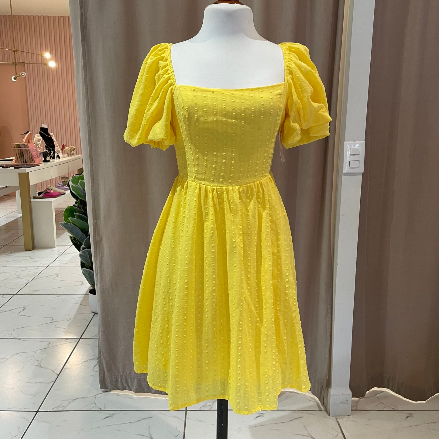 VESTIDO CAPRI AMARILLO