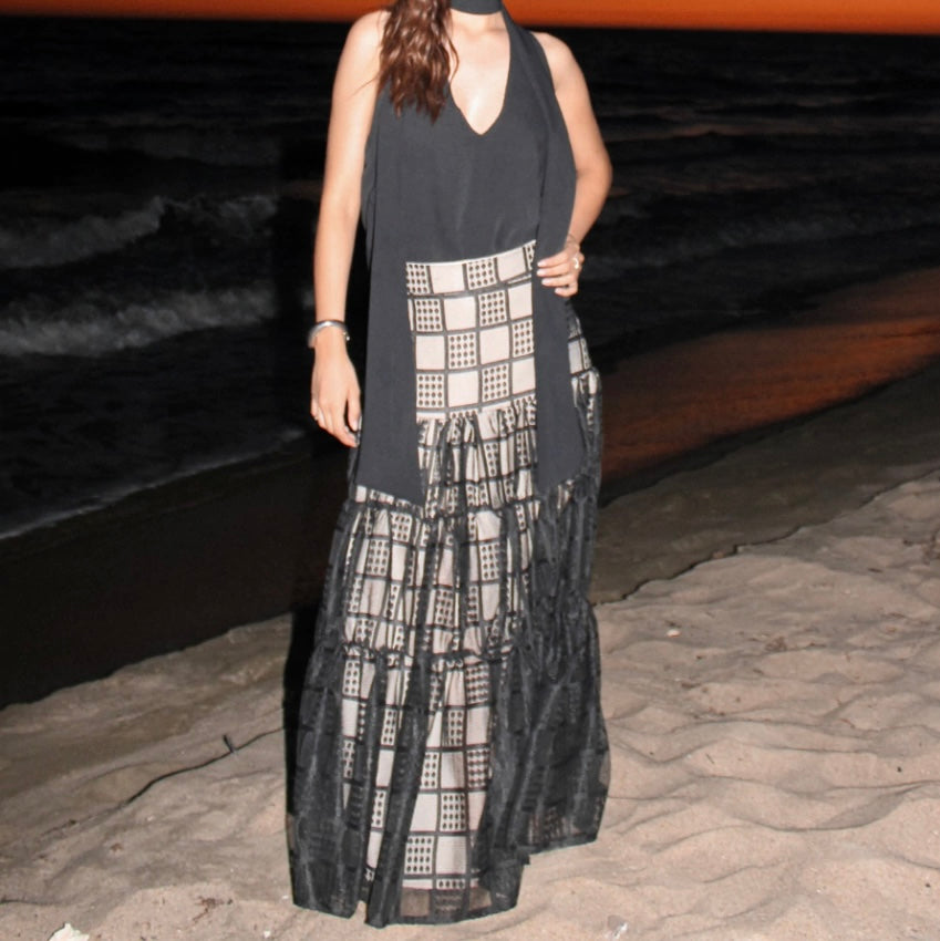 FALDA MAXI CUADROS NEGRO/ROSA