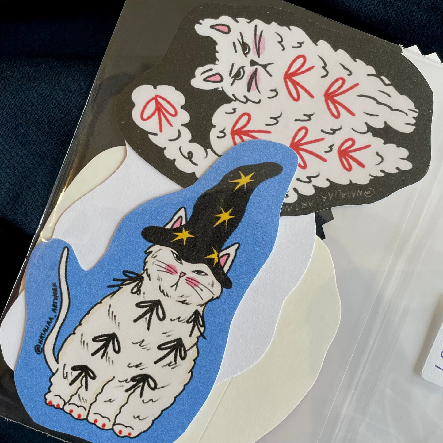 PAQUETE 4 STICKERS - BRUJINES