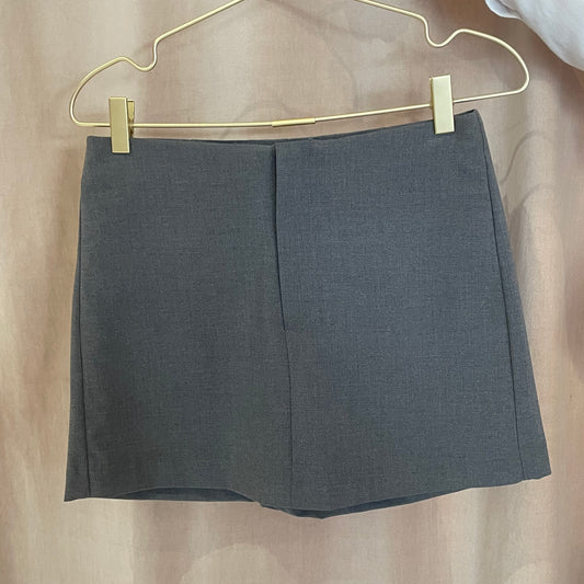 FALDA SHORT LEONOR GRIS