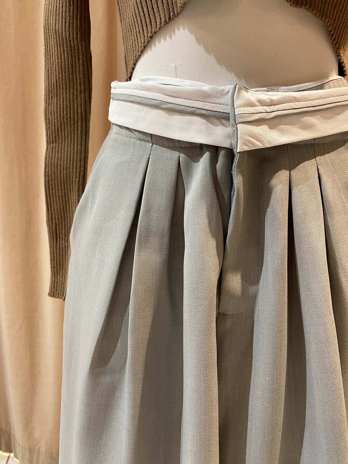 PANTALÓN PRETINA GRIS