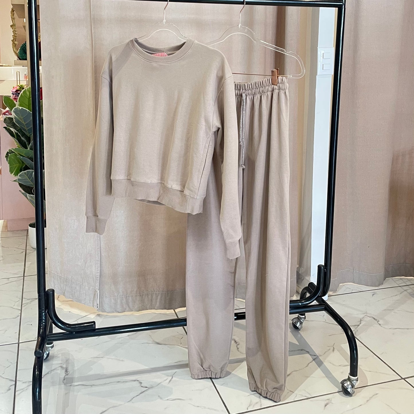 SET ASPEN JOGGER + SUDADERA