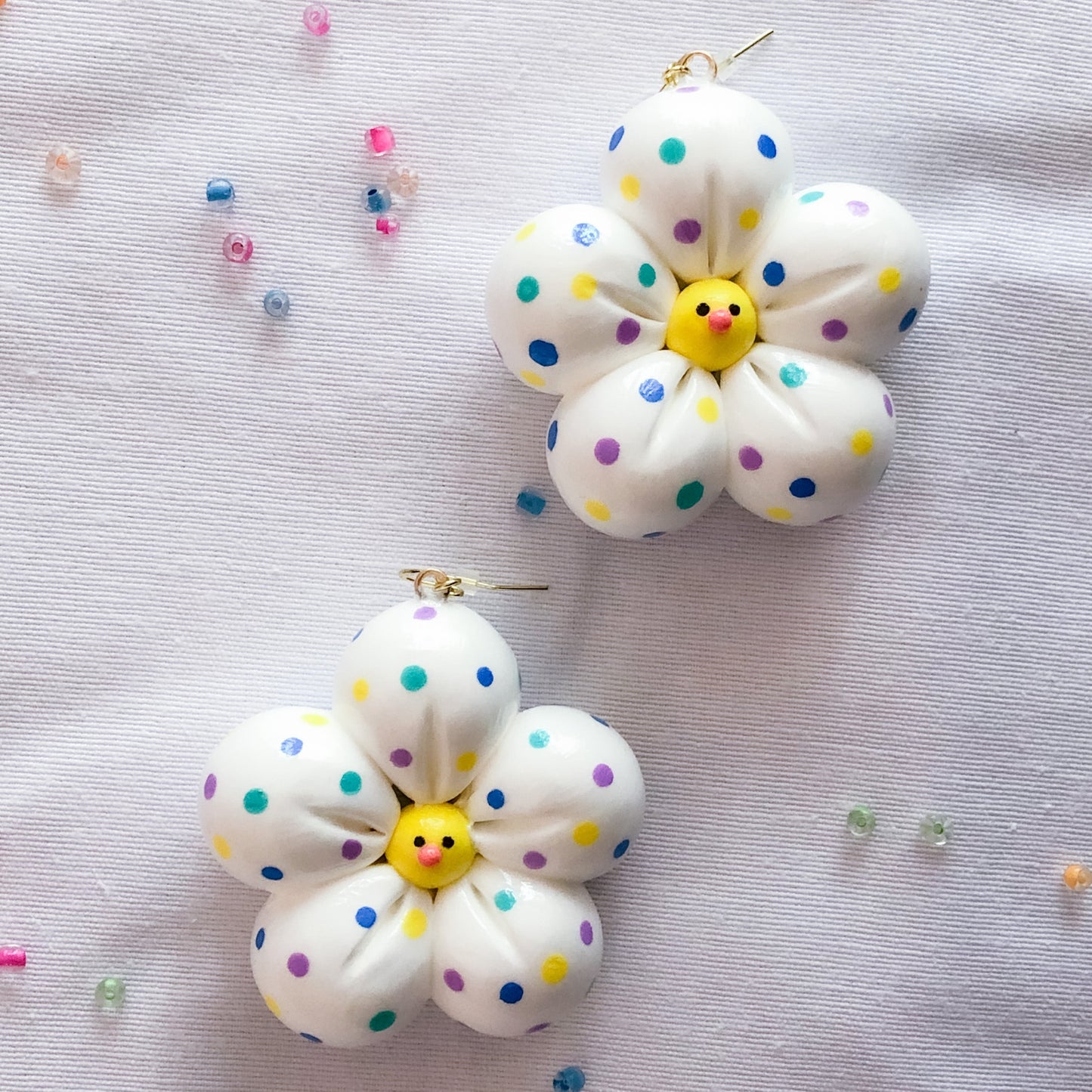 ARETES FUNFETTI