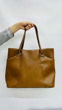 Cargar imagen en el visor de la galería, BOLSA TOTE CIEL CAMEL