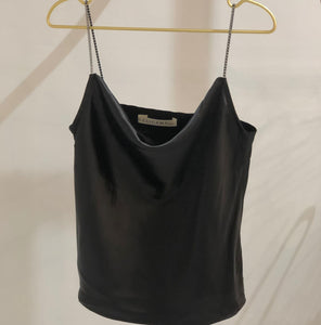 TOP SATIN NEGRO TIRANTES CRISTAL