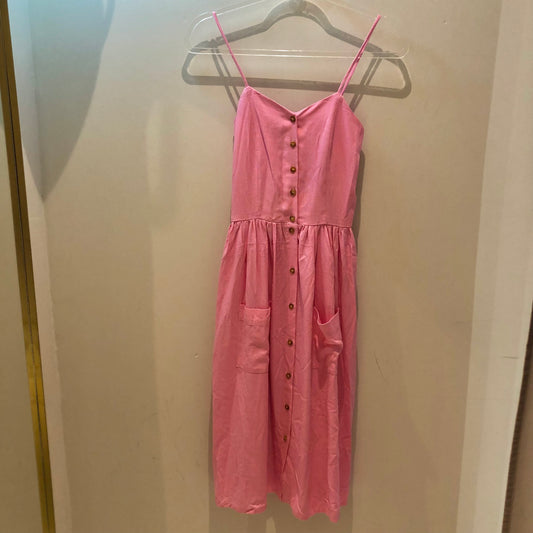 LINEN DRESS WITH PINK BUTTONS